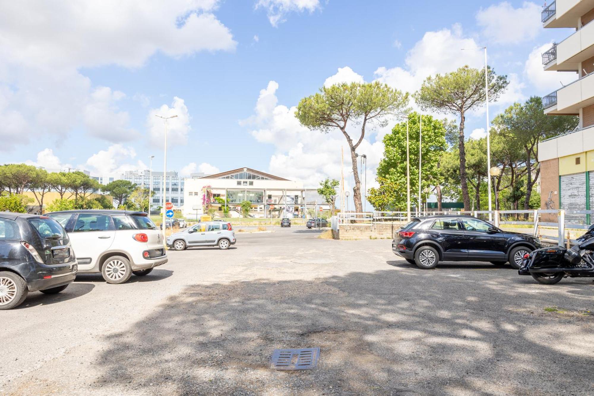 Belvedere Modern Apartment Con Parcheggio Gratuito Рим Екстер'єр фото
