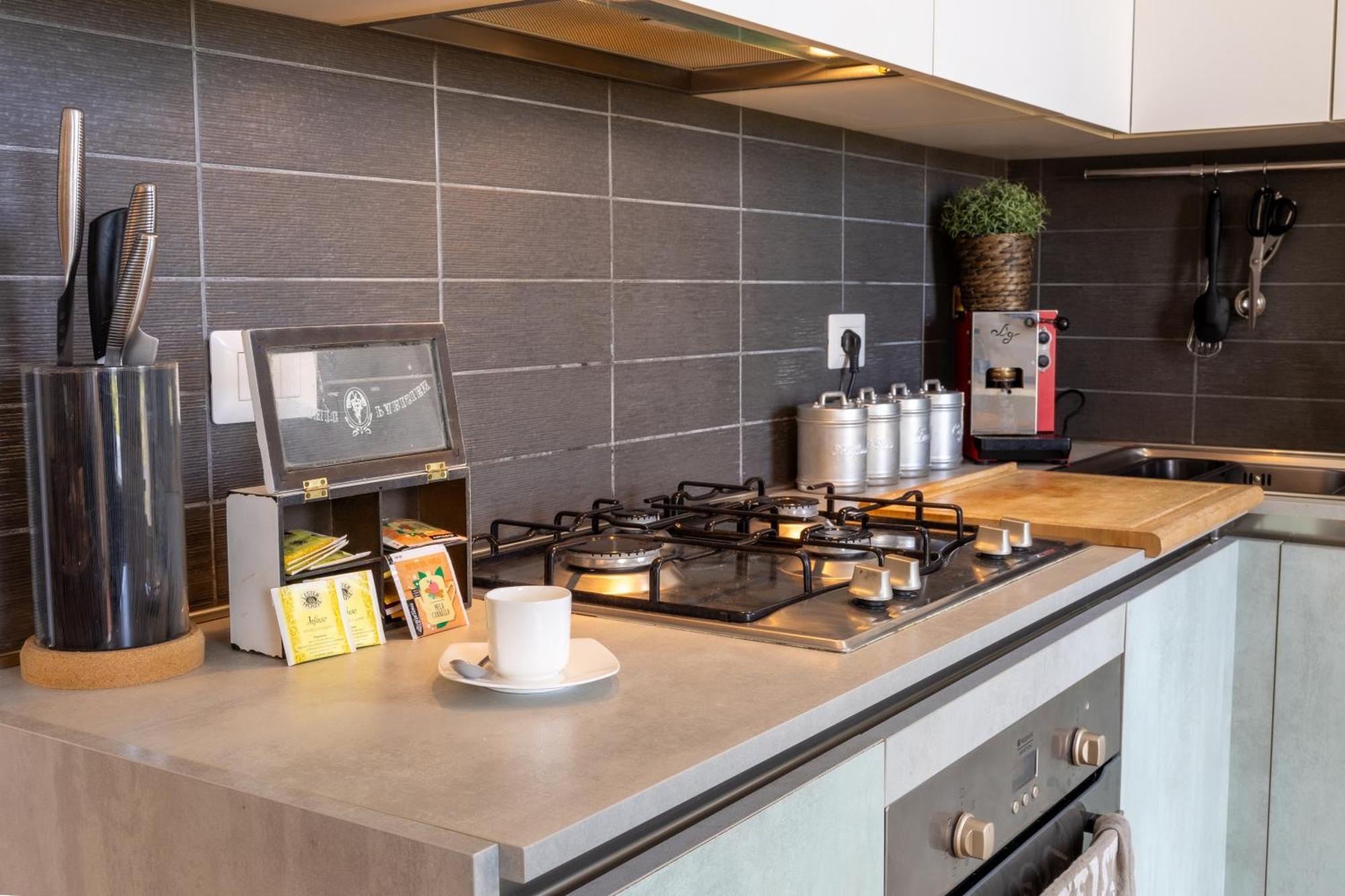 Belvedere Modern Apartment Con Parcheggio Gratuito Рим Екстер'єр фото
